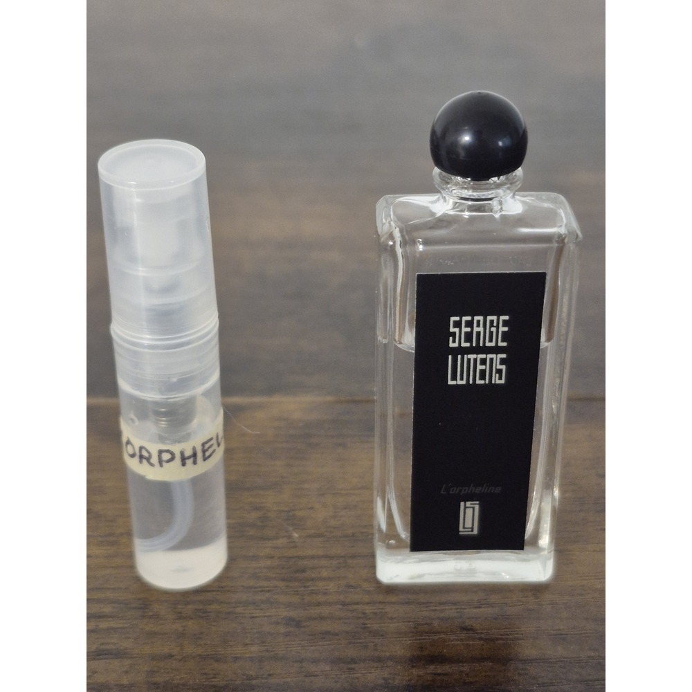 Serge Lutens L'orpheline fragrance sample